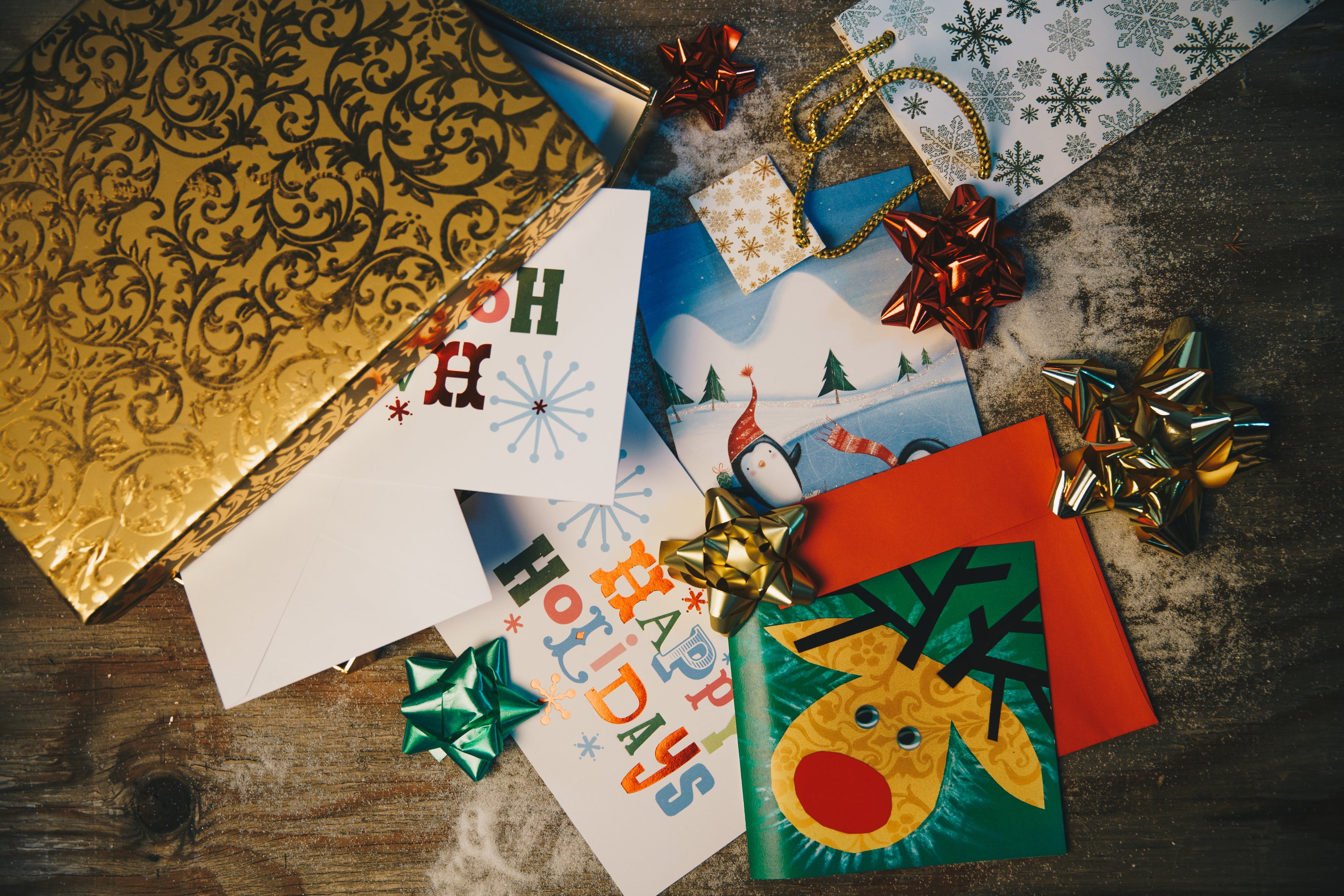holiday cards gift wrap